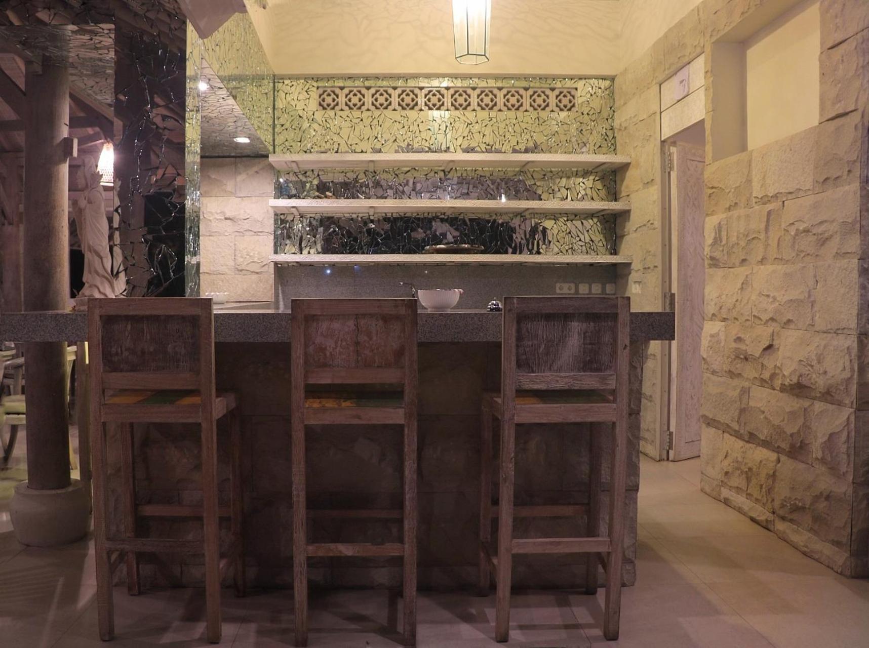 Dhauteya Villa Ambat Екстериор снимка